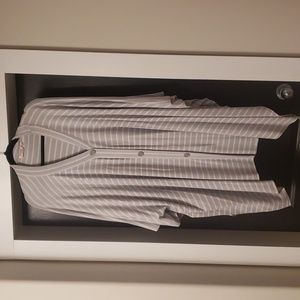 LA VIE EN ROSE Cape Style Top